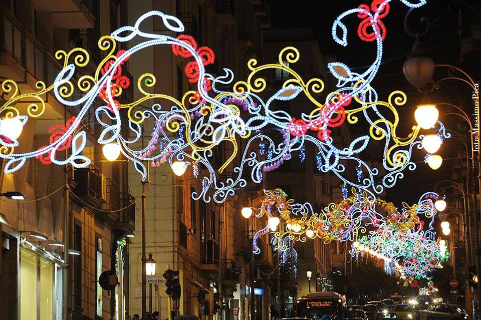 Continuano le installazioni in tutta la città
