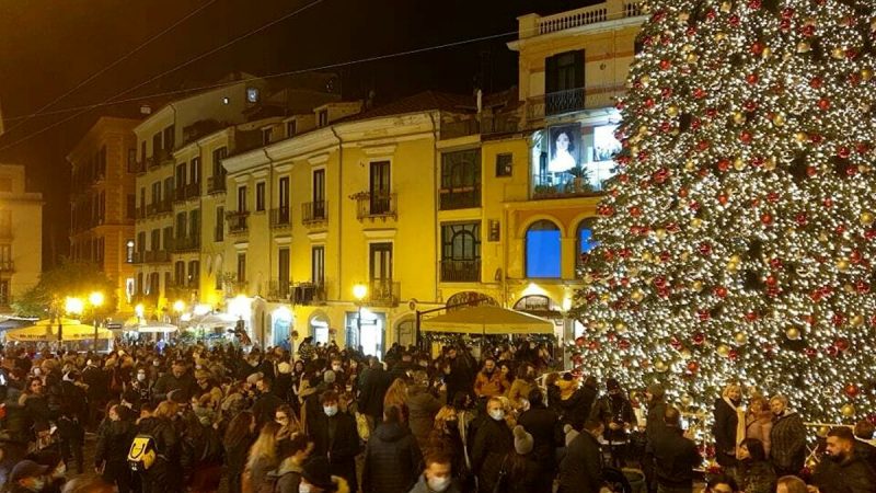 INAUGURAZIONE LUCI D’ARTISTA SALERNO 2022 AD INIZIO DICEMBRE