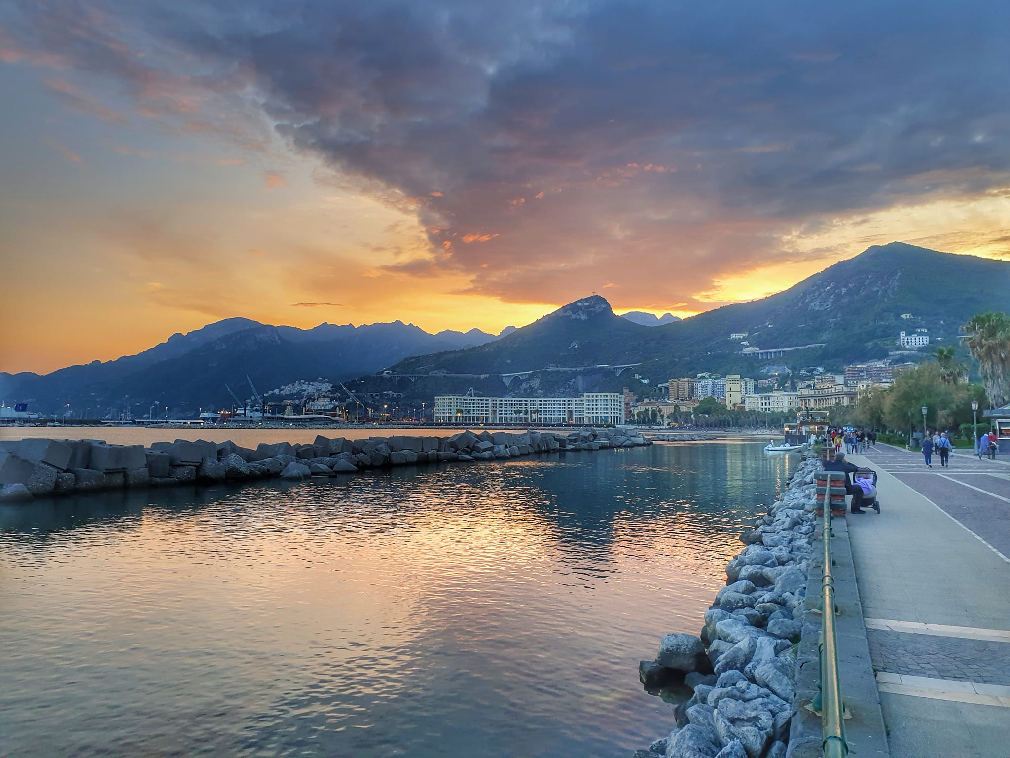 tramonto di Salerno